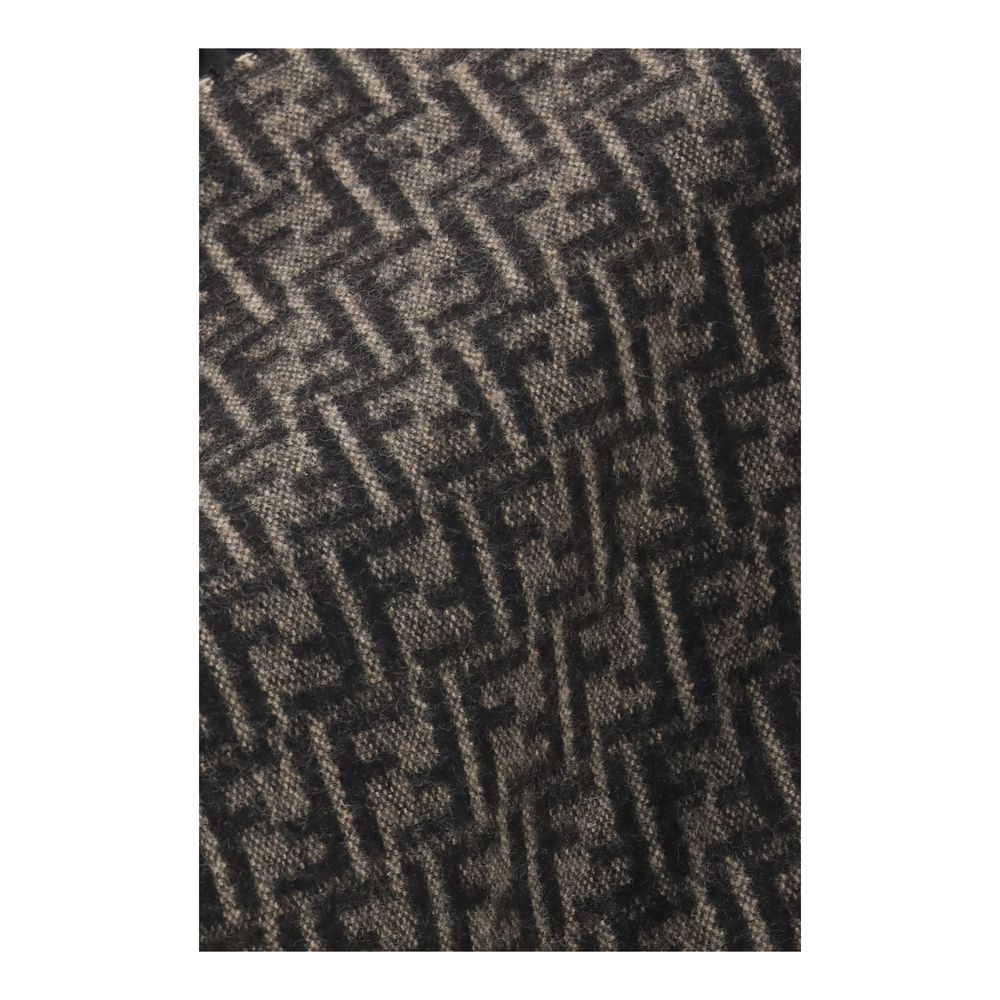 Fendi Svart ullhalsduk med Aries-motiv