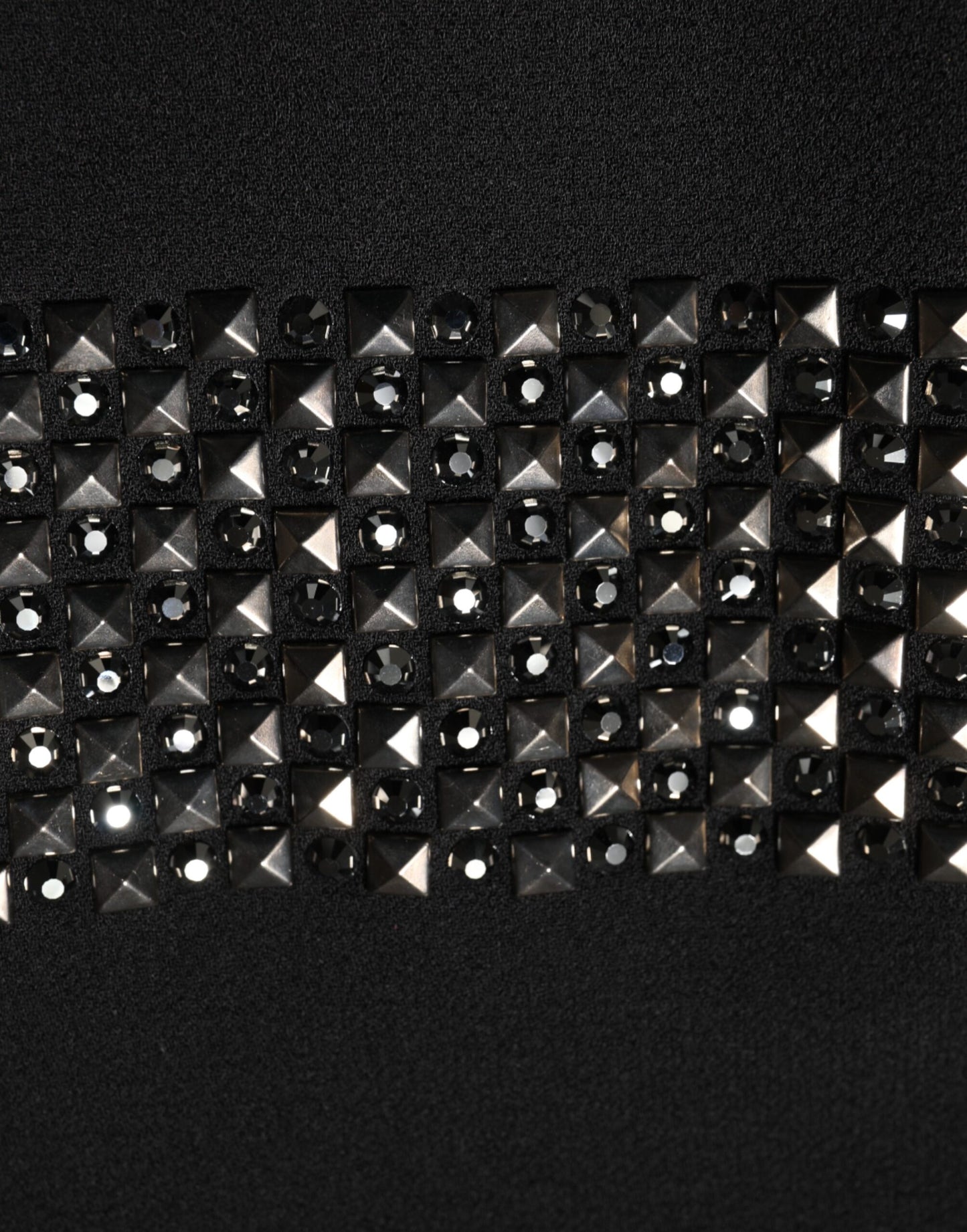 Dolce & Gabbana Svart Kristallutsmyckad Miniklänning med Krage